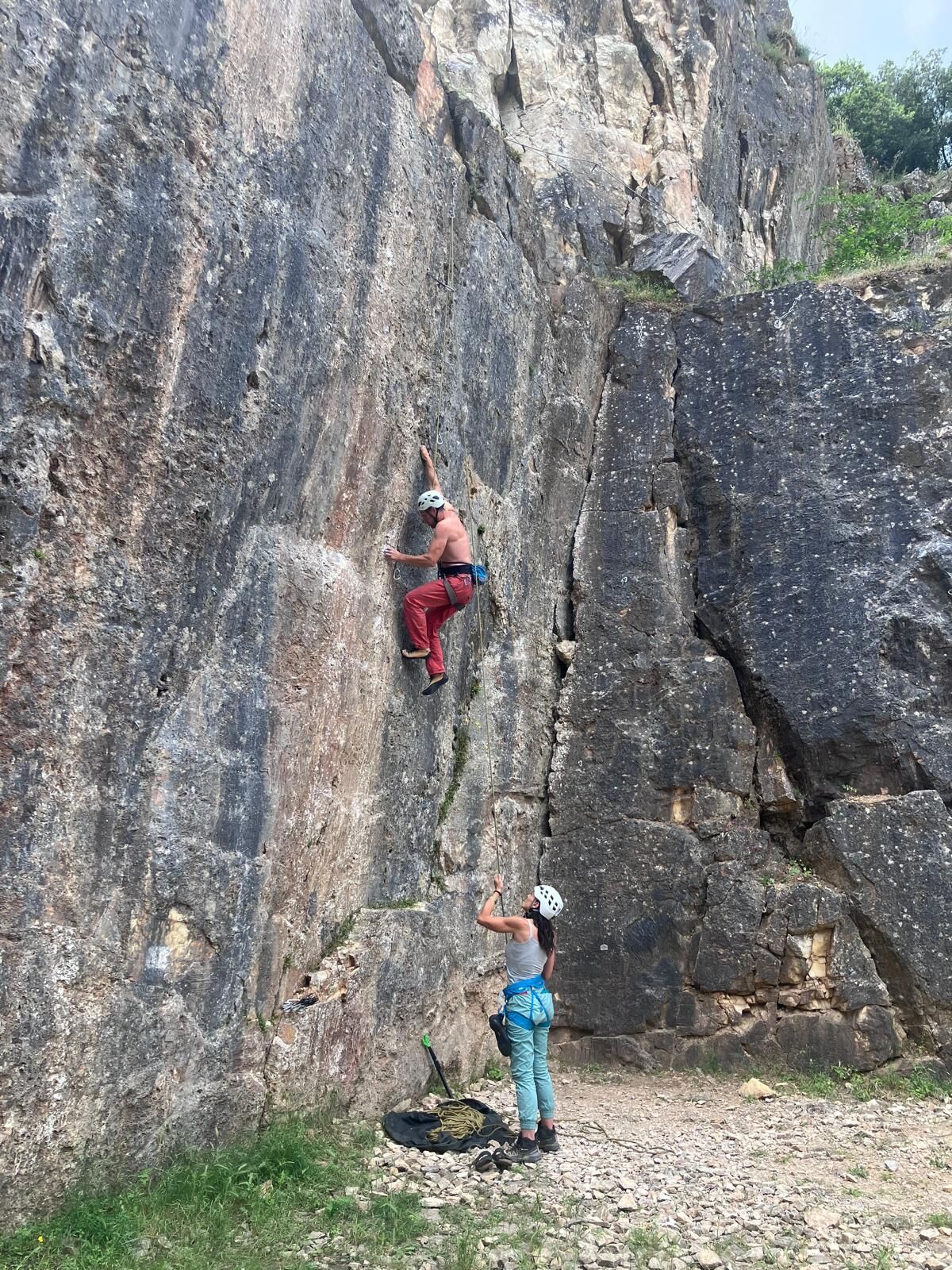 Arrampicata in falesia con la Scuola di Arrampicata di Mattia Filippi